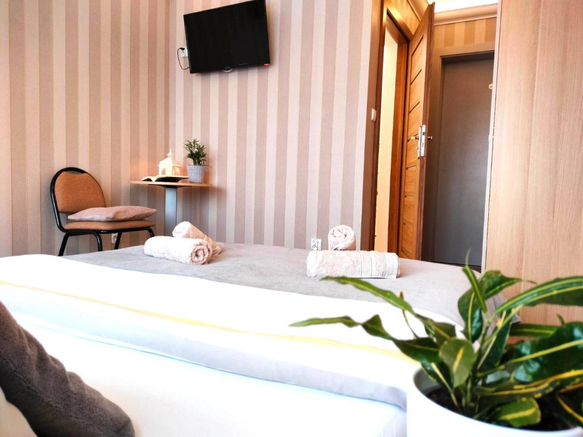 Bed and Breakfast Gosciniec Nad Sawa Handzlowka Exterior foto